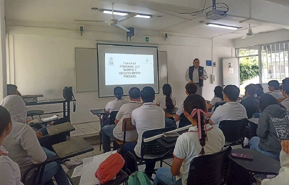 FGR imparte cursos y pláticas sobre sensibilización y prevención contra la Trata de Personas en Colima