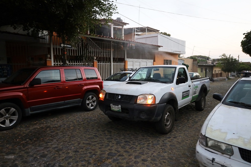 Focaliza Secretaría de Salud fumigación en Colima, Tecomán, Manzanillo y Cuauhtémoc