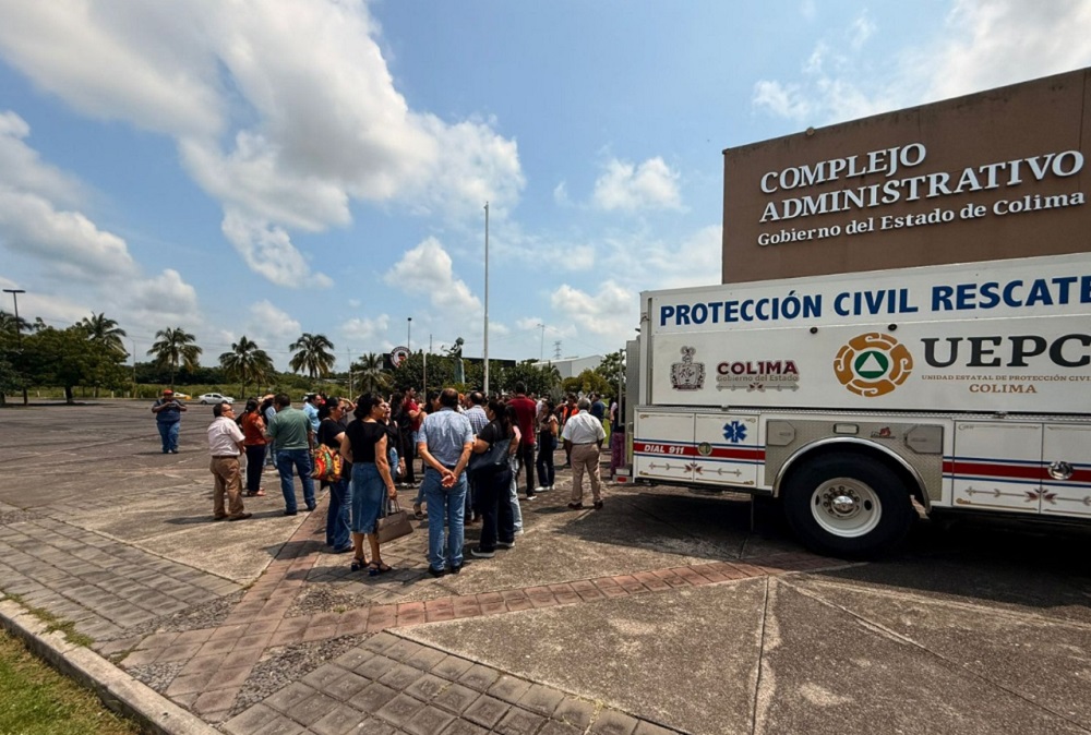 UEPC: Multitudinaria participación de colimenses en Simulacro Nacional 2025