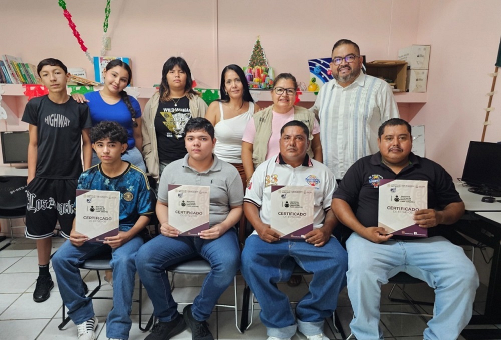 Más de 4 mil 500 colimenses se suman a programas de educación básica del IEEA