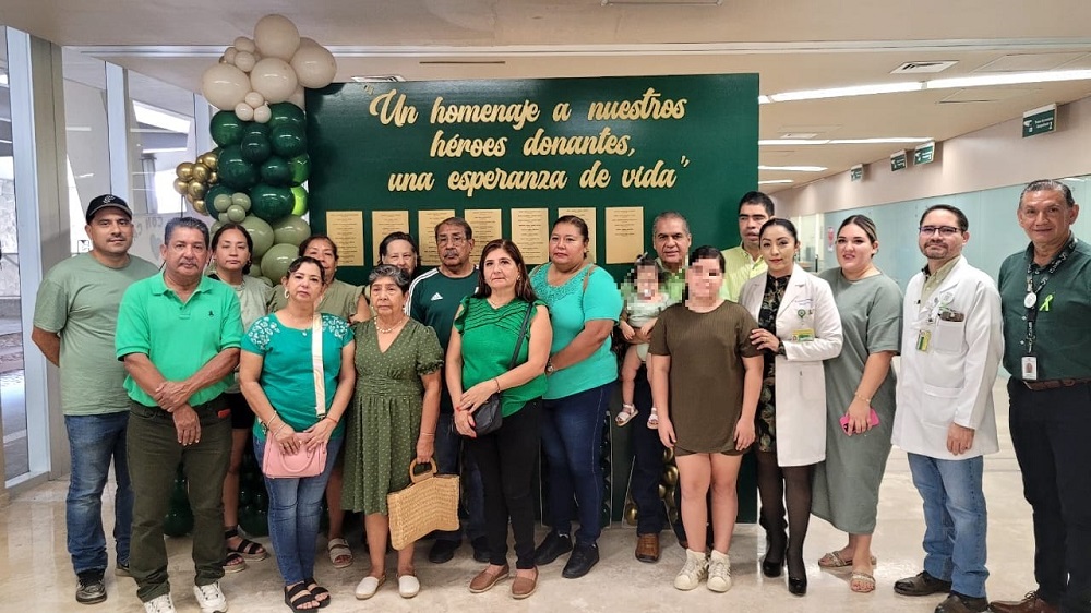 Rinde IMSS Colima homenaje a donadores con la develación del “Muro del Honor”