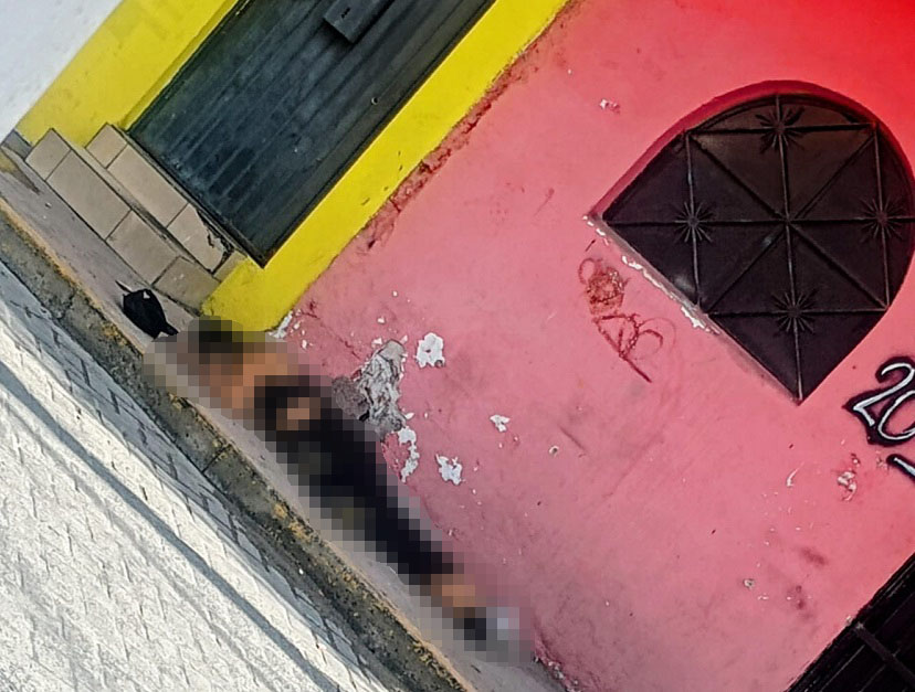 En agresión a balazos privan de la vida a una mujer en el centro de Manzanillo