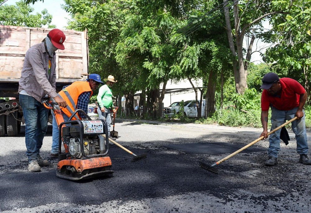 Gobierno de Rosi Bayardo intensifica trabajos bacheo con 5 brigadas simultáneas en distintos puntos