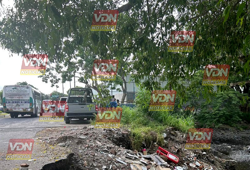 Cerca del puente del boulevard Rodolfo Chávez Carrillo, localizan un cadáver