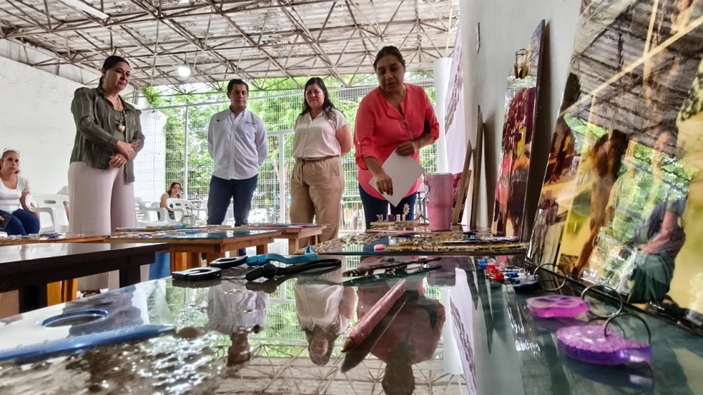 Concluye curso gratuito de resina impartido por Gobierno del Estado de Colima; fomenta talento y empleo