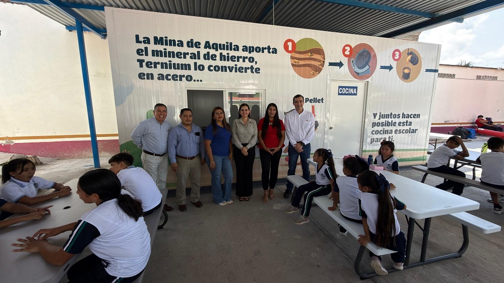 Voluntariado Ternium: Fortalece la educación de Aquila, Michoacán