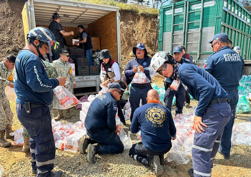 Dependencias del Gobierno del Estado de Colima ya están en Hidalgo apoyando a familias damnificadas