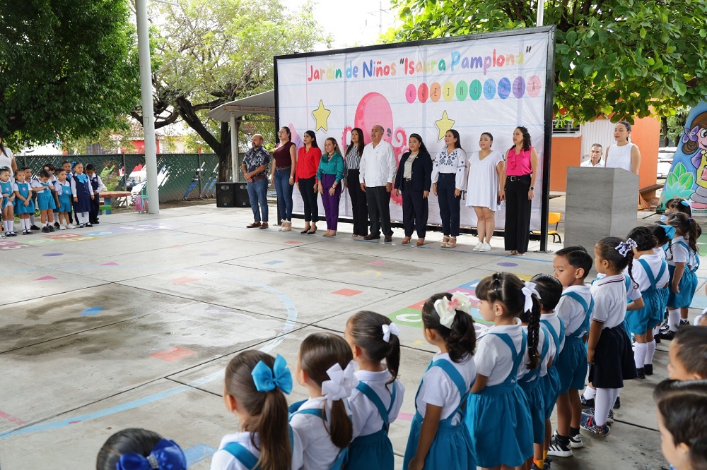 Congreso realiza ceremonia itinerante de octubre en el Jardín de Niños “Isaura Pamplona”, en Villa de Álvarez