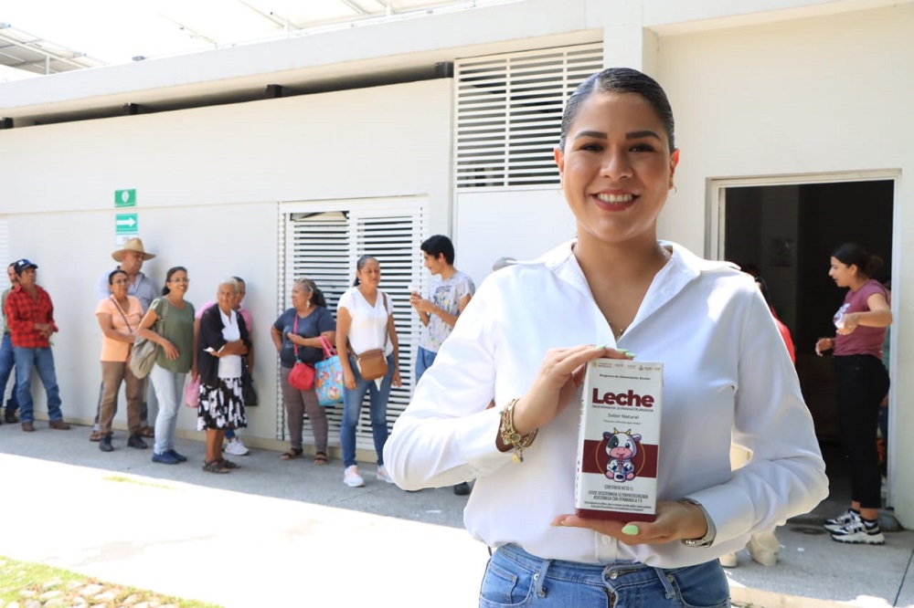 Más de 37 mil menores de edad beneficia DIF Estatal Colima con leche del programa Alimentación Escolar