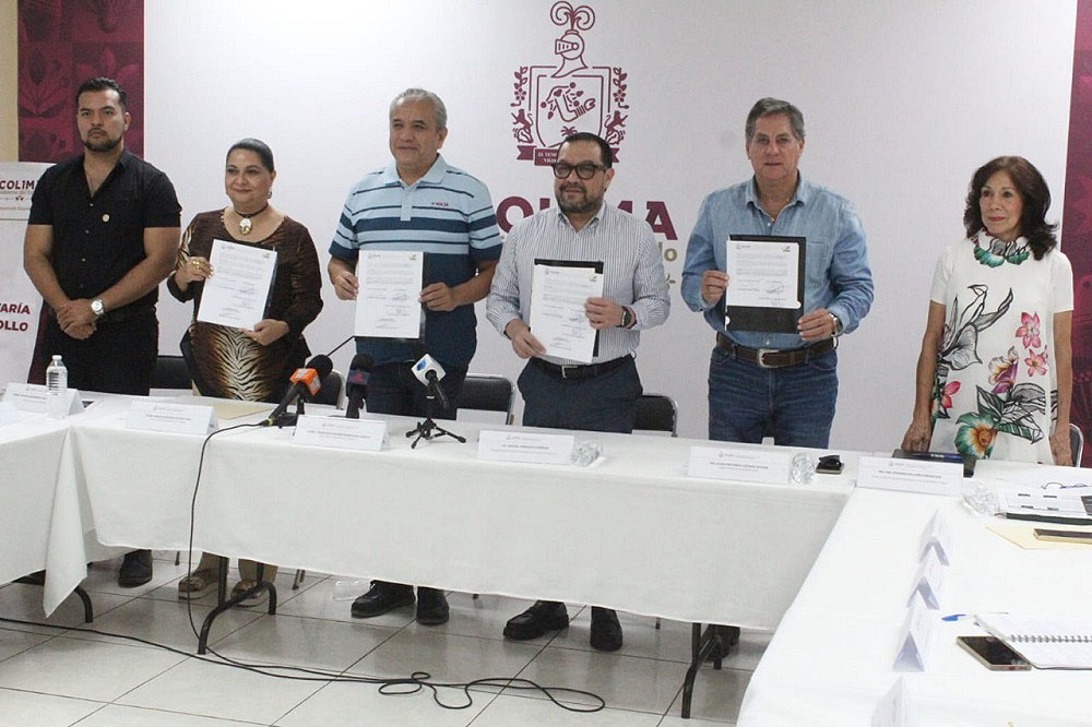 Gobierno del Estado de Colima y Colegio de Notarios firman convenio para generar certidumbre jurídica en el campo