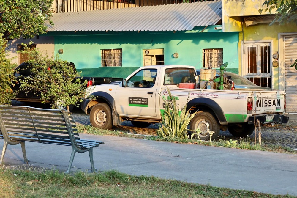 Salud Colima refuerza la fumigación en los cuatro municipios más grandes