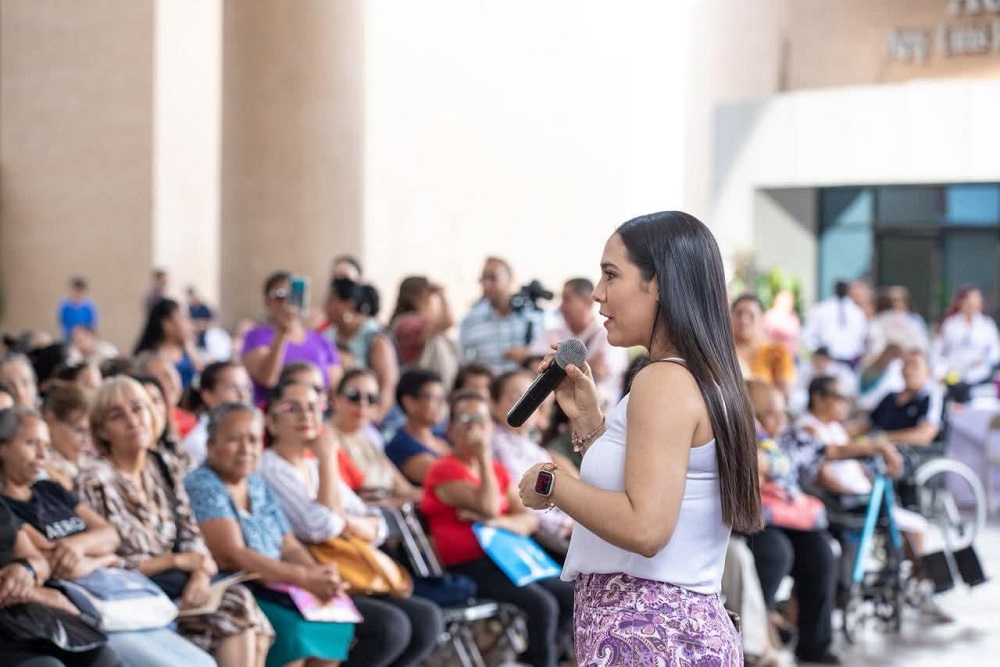 Pensión Mujeres Bienestar, un reconocimiento de la Presidenta Sheinbaum por su labor de cuidar a la familia: Indira