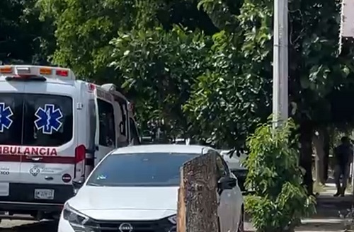 Muere mujer atacada a balazos en la colonia Nuevo Milenio, en Colima
