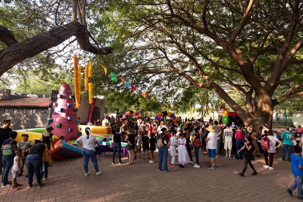 Sebiinsom Colima reúne a más de 180 niñas y niños en el ‘Rally de Día de Muertos’