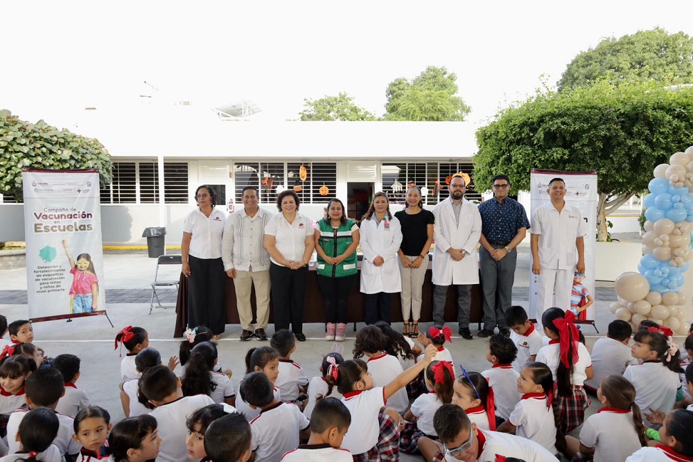 Gobierno del Estado de Colima arranca Campaña de Vacunación en Escuelas