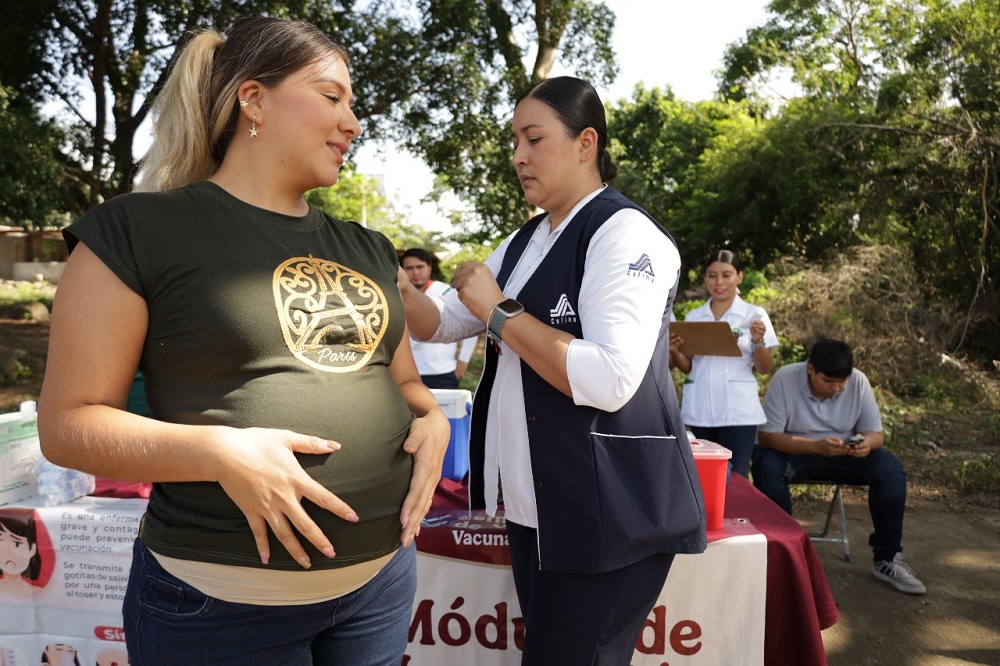 Sector Salud Colima va por cobertura de 100% en vacunación contra influenza