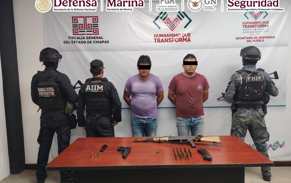 Tras cateos, son detenidas, en Chiapas, tres personas vinculadas con bloqueos carreteros y quema de vehículos