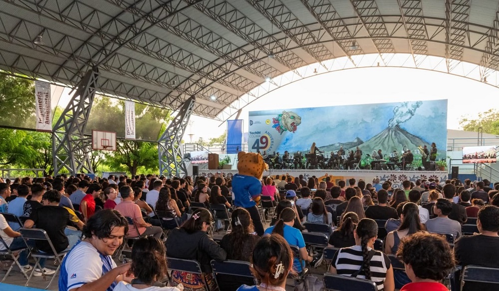 Comunidad del TecNM-Colima disfruta Sinfonía de los 70 de la Banda Sinfónica del Gobierno de Colima