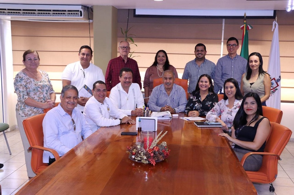 Instituciones de seguridad social protegen al personal educativo ante riesgo de trabajo durante obras en autopista Colima–Manzanillo: SEyC