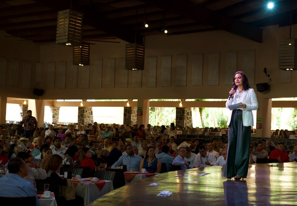 “Creo en Colima, en todo lo que puede lograr, y sé que no estoy sola en ese sentimiento”: Mely Romero presenta informe de su primer año como Senadora