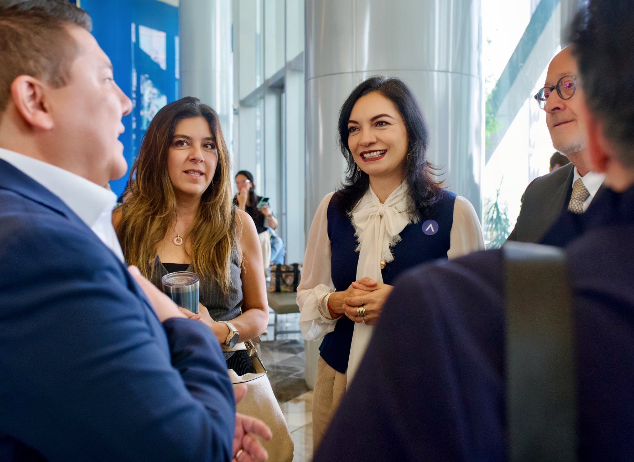 En su primer año como Senadora, Mely Romero ha sostenido más de 450 reuniones en todo el estado