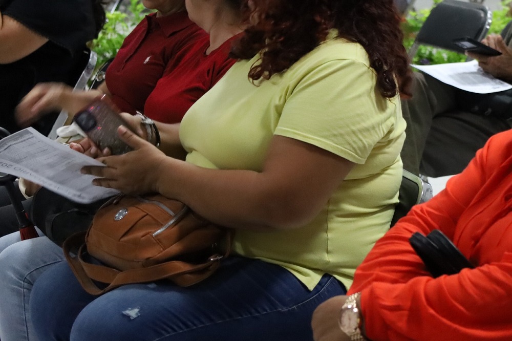 Obesidad es enfermedad crónica que puede causar consecuencias graves, previene Salud Colima