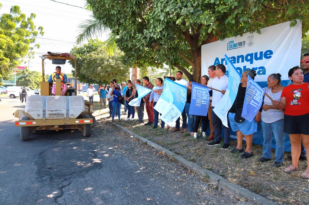 Riult Rivera inicia la pavimentación de Liceo de Varones para mejorar la movilidad y seguridad de miles de familias del sur de Colima