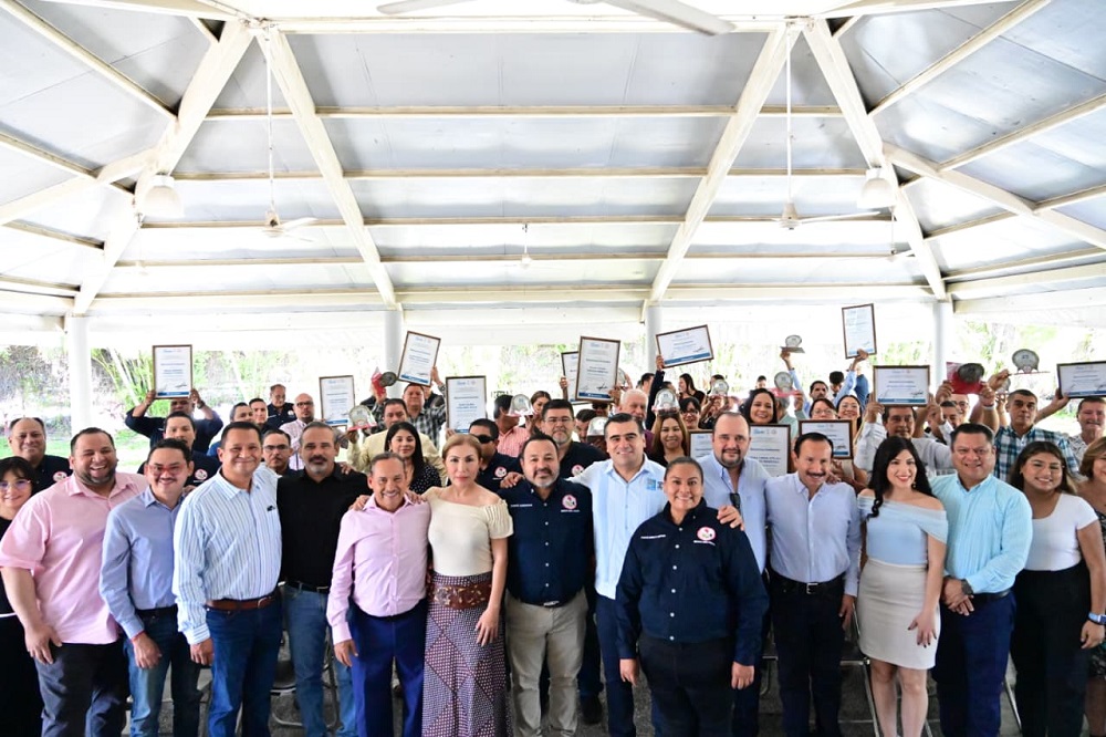 Riult Rivera reafirma su respeto y reconocimiento a las y los trabajadores del Ayuntamiento de Colima