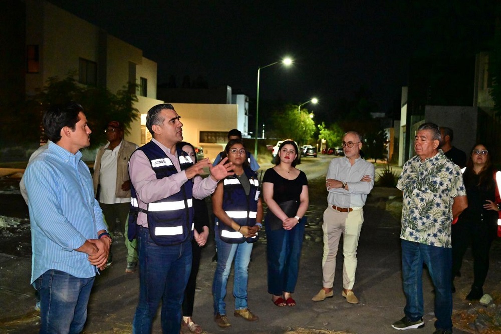 El presidente Riult Rivera continúa en las colonias, ahora en Las Haciendas y Real Santa Bárbara