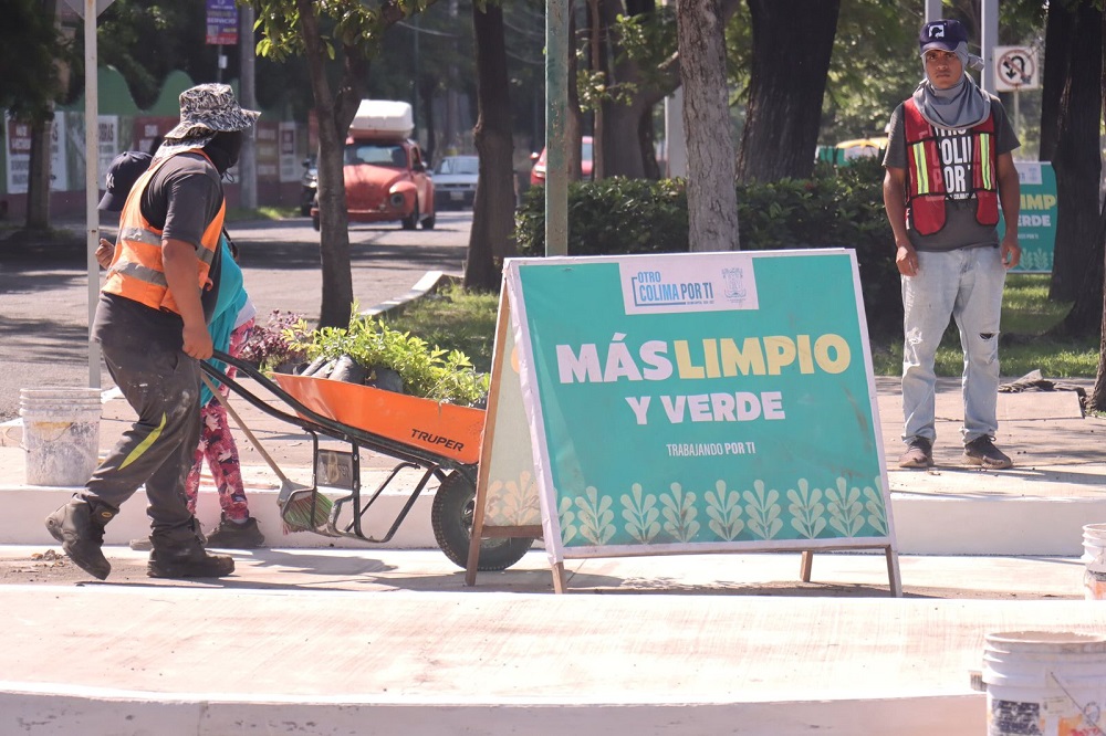 Por un Colima más Verde: Riult Rivera y la Participación Ciudadana Impulsan el Programa “Colima Verde y Vivo”