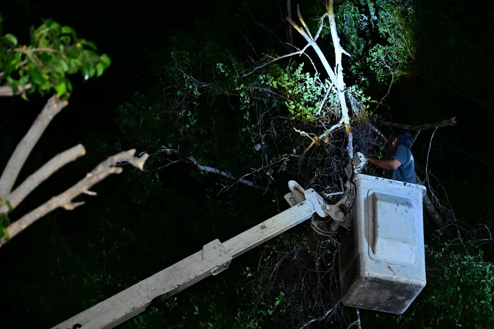 Riult Rivera, continúa con Patrullajes Nocturnos permanente para iluminar colonias y comunidades