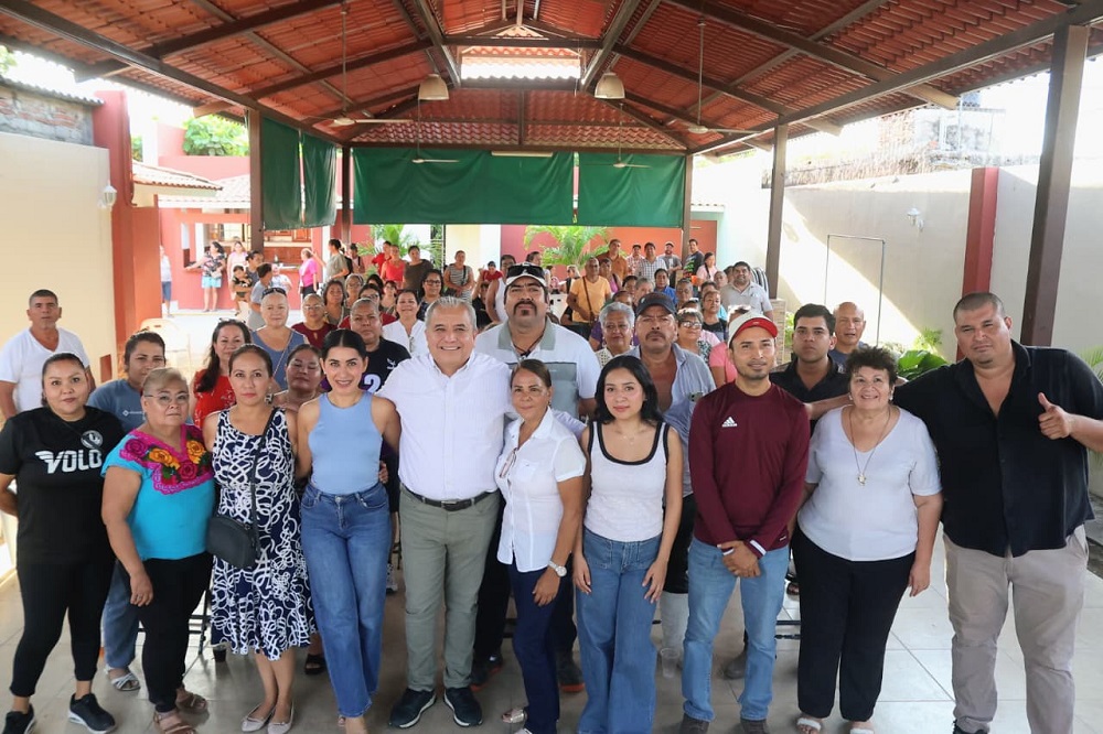 Sedeco Colima fortalece vínculo con las y los productores en Tecomán