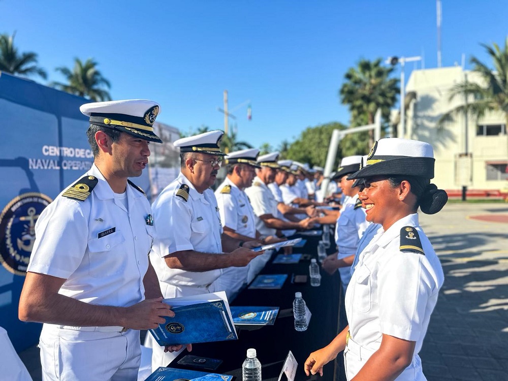 La Secretaría de Marina lleva a cabo Ceremonias de Clausura de diversos cursos en Manzanillo
