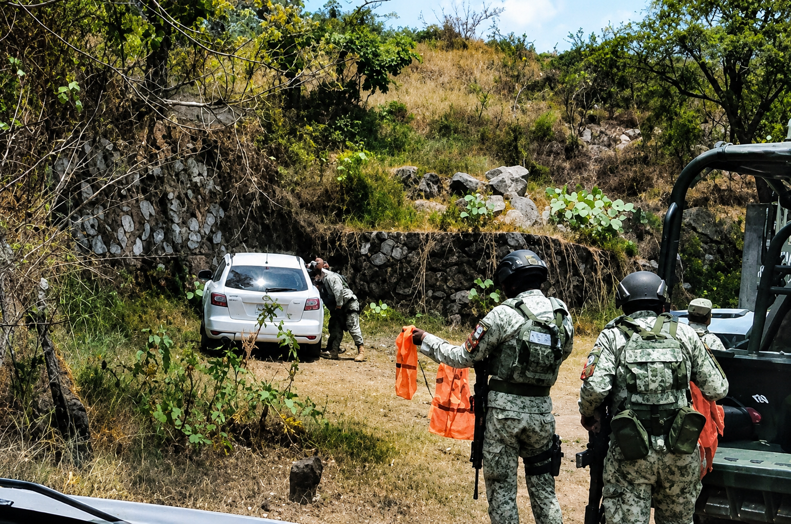 Cerca del Naranjal, en VdeA, localizan una mujer fallecida al interior de un vehículo