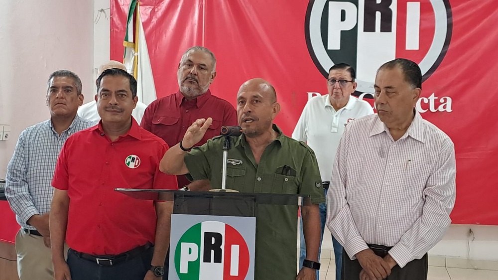 Jubilados de CFE y PEMEX marcharán en Colima contra eliminación de “pensiones doradas”