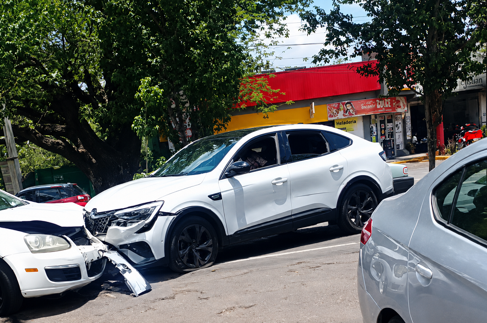 Hombre baleado en Coquimatlán choca con otro vehículo al intentar llegar a Colima para pedir ayuda