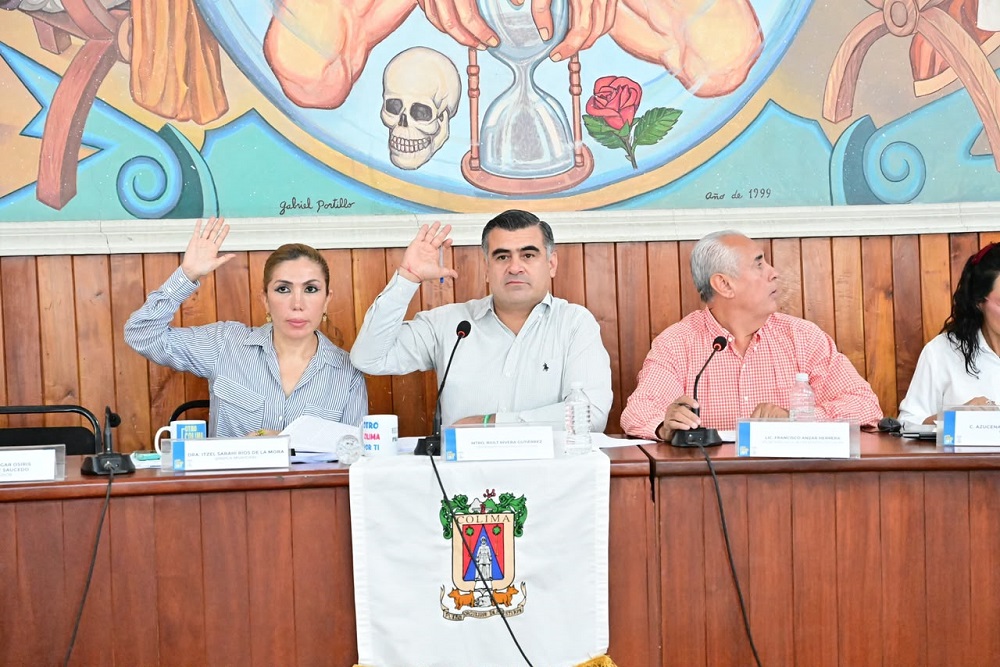 Riult Rivera reconoce el talento de jóvenes artistas con la entrega de la Beca Vera Vázquez