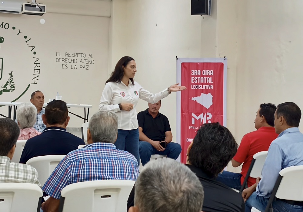 Visita Mely Romero cerca de 20 ejidos en Manzanillo