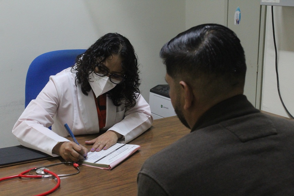 Promueve Salud Colima atención gratuita para hombres que presentan síntomas de andropausia